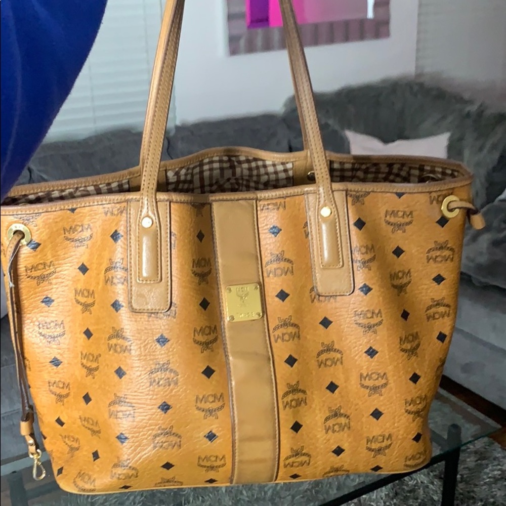 VISETOS MEDIUM LIZ MCM TOTE COGNAC
